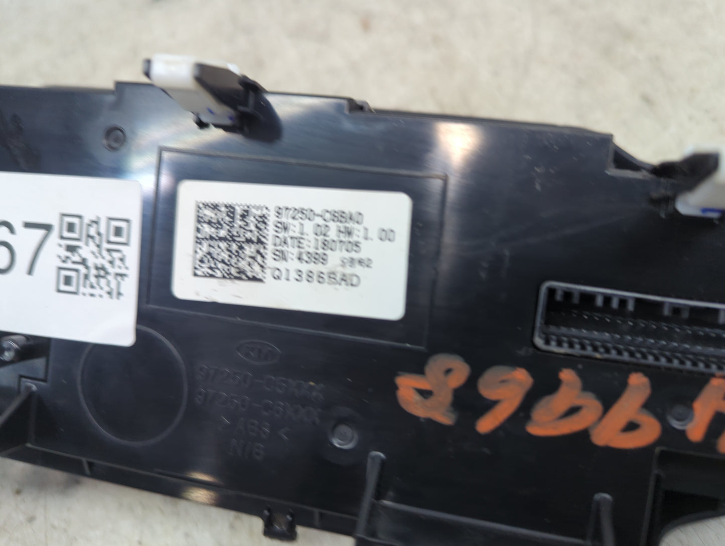 2019 Kia Sorento Climate Control Module Temperature AC/Heater Replacement P/N:97250-C6BA0 97250-C5XXX, 97250-C6XXX Fits OEM 