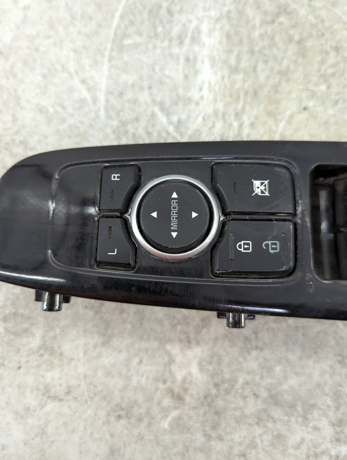 2019-2020 Kia Sorento Master Power Window Switch Replacement Driver Side Left Fits Fits 2019 2020 OEM Used Auto Parts - Oemu
