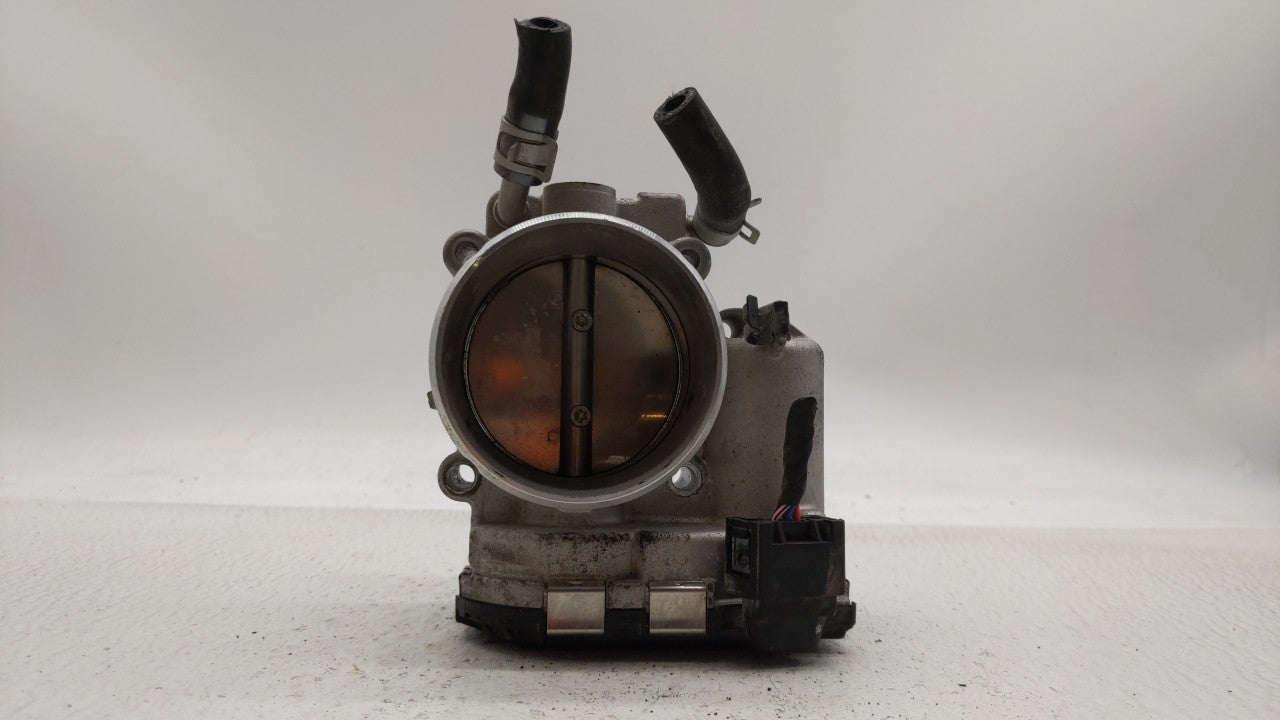 2016-2019 Kia Sorento Throttle Body P/N:0 280 750 618 35100-2G600 Fits Fits 2015 2016 2017 2018 2019 OEM Used Auto Parts - O