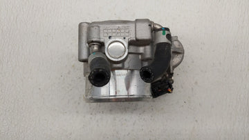 2016-2019 Kia Sorento Throttle Body P/N:0 280 750 618 35100-2G600 Fits Fits 2015 2016 2017 2018 2019 OEM Used Auto Parts