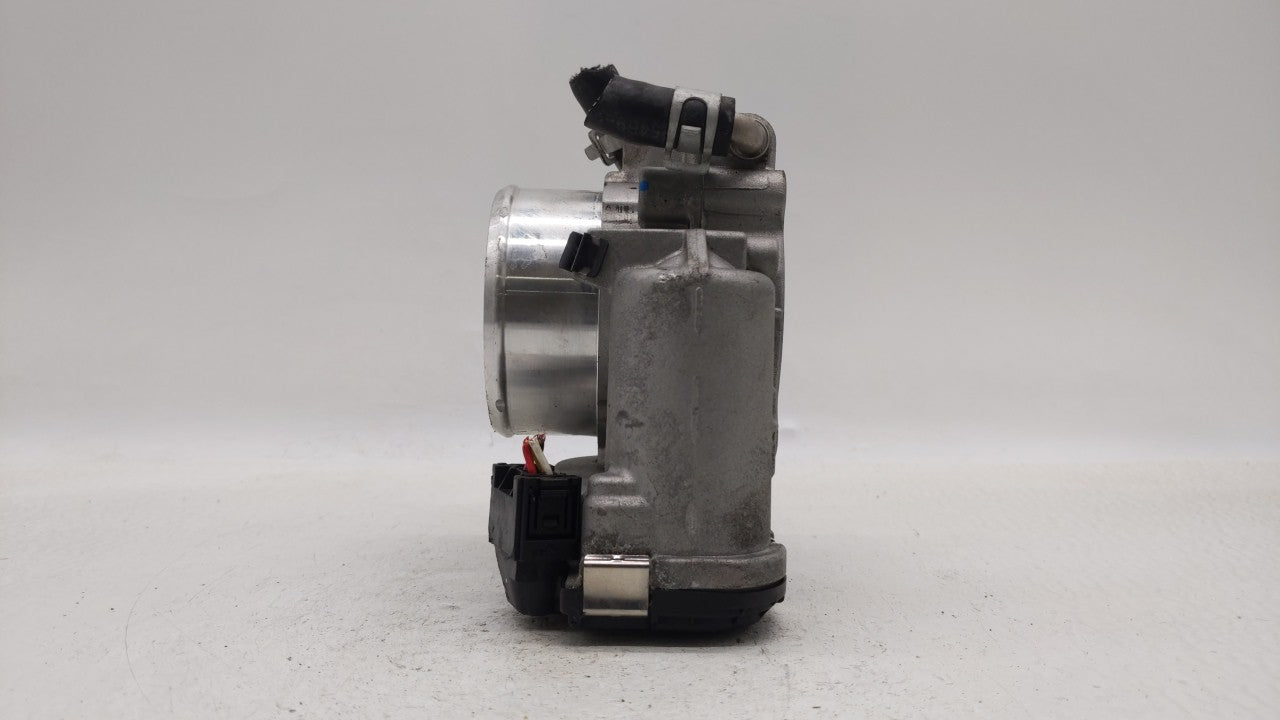 2016-2019 Kia Sorento Throttle Body P/N:35100-2G600 Fits Fits 2015 2016 2017 2018 2019 OEM Used Auto Parts - Oemusedautopart