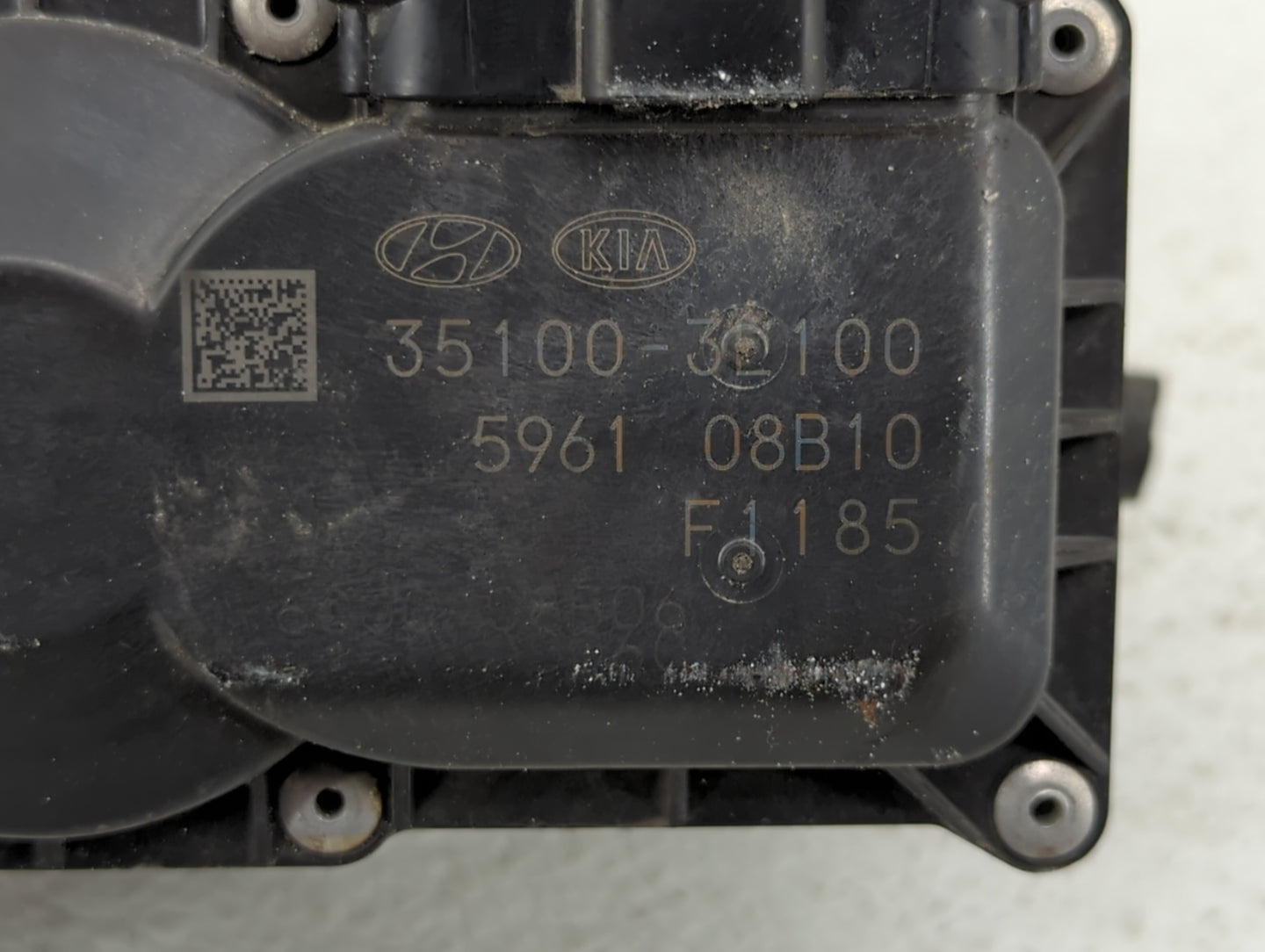 2019 Kia Sorento Throttle Body P/N:35100-3L100 35100-3B100 Fits Fits 2017 2018 2020 OEM Used Auto Parts - Oemusedautoparts1.