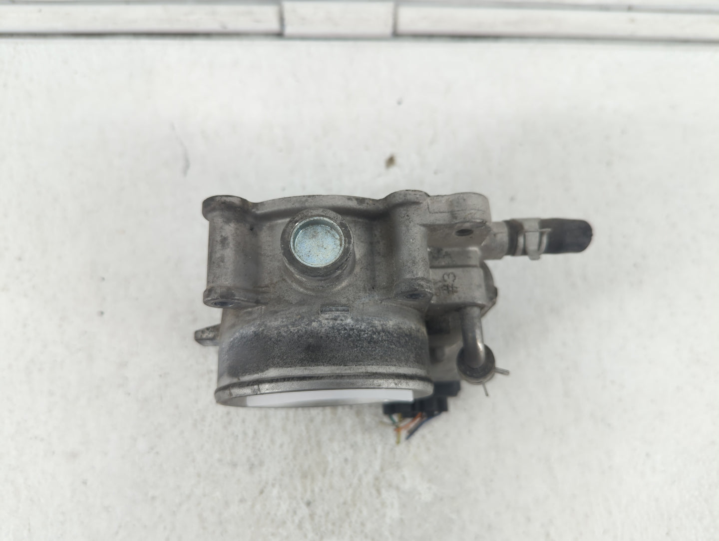 2019 Kia Sorento Throttle Body P/N:35100-3L100 35100-3B100 Fits Fits 2017 2018 2020 OEM Used Auto Parts - Oemusedautoparts1.