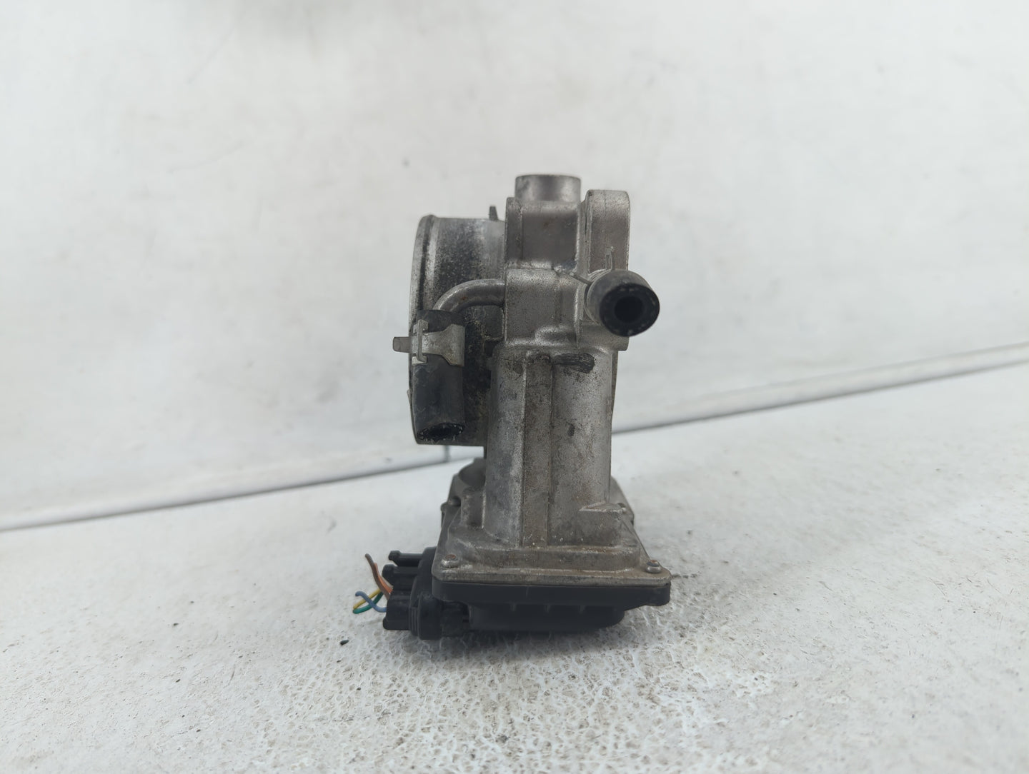 2019 Kia Sorento Throttle Body P/N:35100-3L100 35100-3B100 Fits Fits 2017 2018 2020 OEM Used Auto Parts - Oemusedautoparts1.