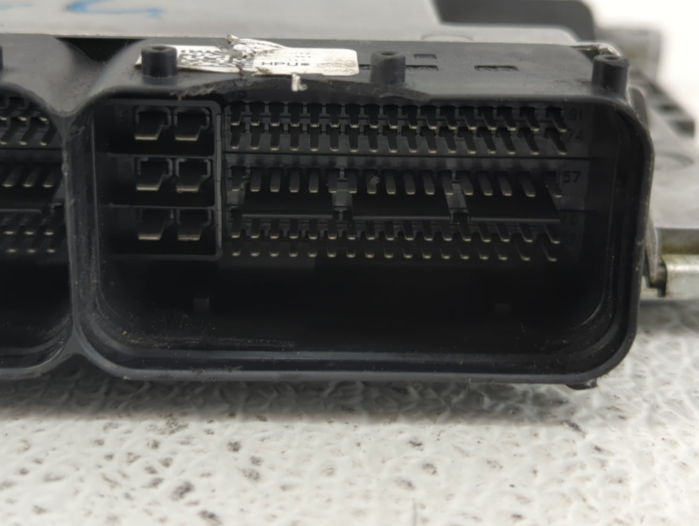 2019-2020 Kia Sorento PCM Engine Control Computer ECU ECM PCU OEM P/N:39199-2G051 Fits Fits 2019 2020 OEM Used Auto Parts - 