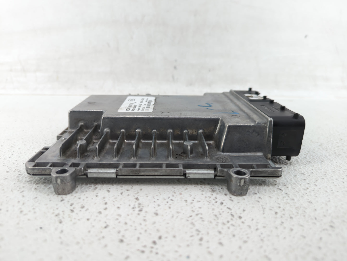 2019-2020 Kia Sorento PCM Engine Control Computer ECU ECM PCU OEM P/N:39199-2G051 Fits Fits 2019 2020 OEM Used Auto Parts - 