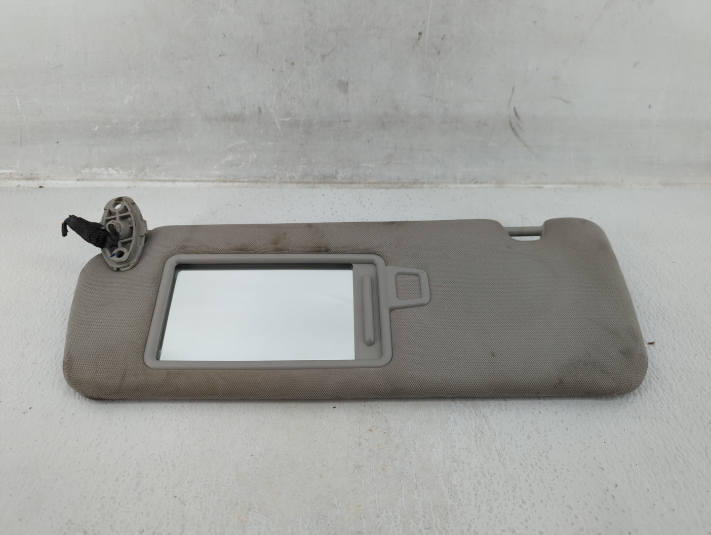 2016-2020 Kia Sorento Sun Visor Shade Replacement Passenger Right Mirror Fits Fits 2016 2017 2018 2019 2020 OEM Used Auto Pa