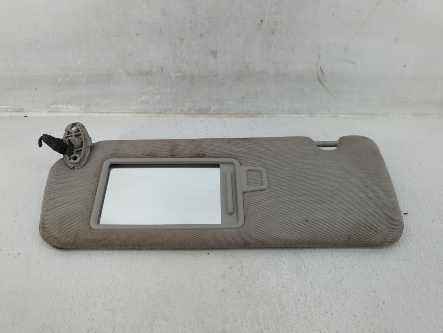 2016-2020 Kia Sorento Sun Visor Shade Replacement Passenger Right Mirror Fits Fits 2016 2017 2018 2019 2020 OEM Used Auto Pa
