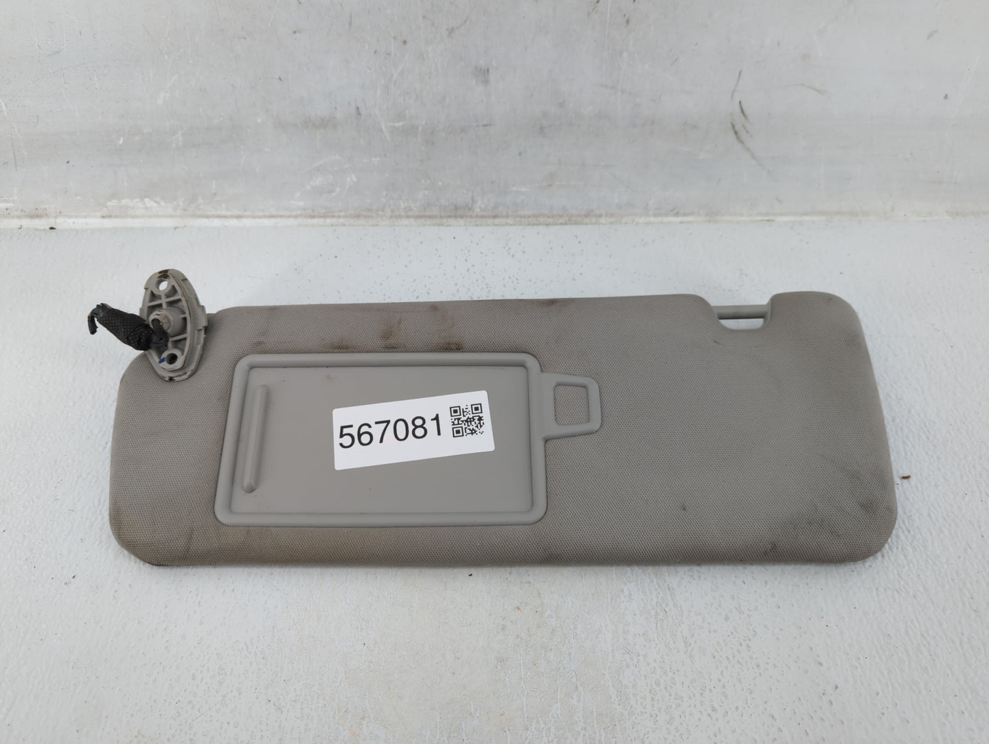 2016-2020 Kia Sorento Sun Visor Shade Replacement Passenger Right Mirror Fits Fits 2016 2017 2018 2019 2020 OEM Used Auto Pa