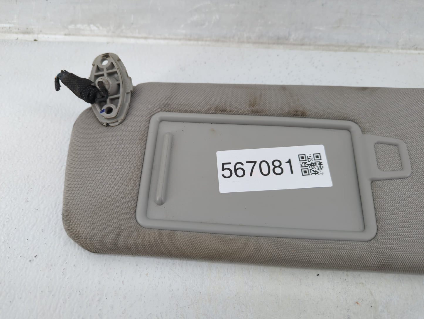 2016-2020 Kia Sorento Sun Visor Shade Replacement Passenger Right Mirror Fits Fits 2016 2017 2018 2019 2020 OEM Used Auto Pa