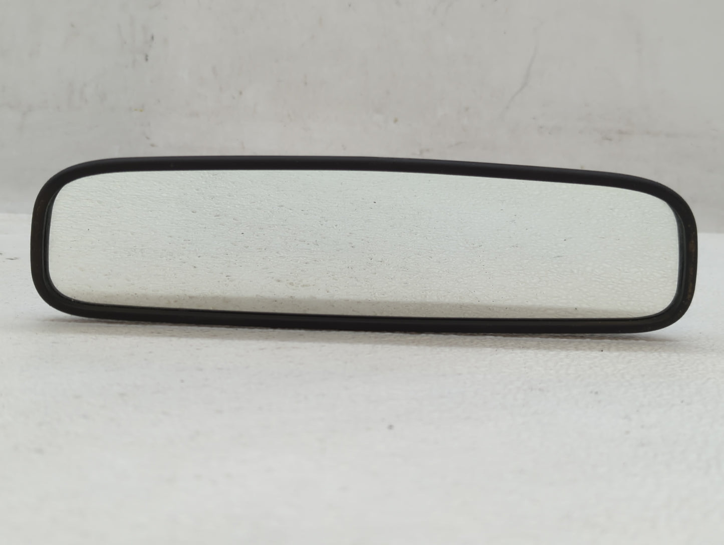 2016-2020 Kia Sorento Interior Rear View Mirror Replacement OEM P/N:E13049848 Fits OEM Used Auto Parts - Oemusedautoparts1.c