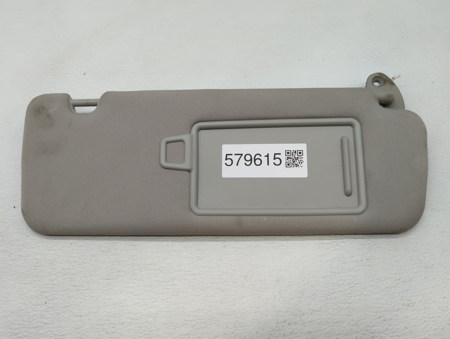 2016-2020 Kia Sorento Sun Visor Shade Replacement Passenger Right Mirror Fits Fits 2016 2017 2018 2019 2020 OEM Used Auto Pa