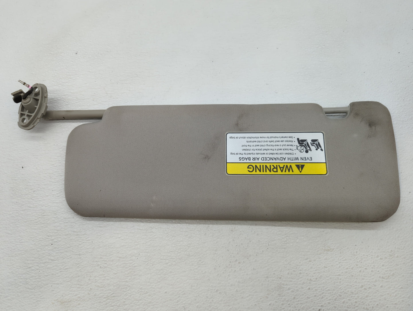 2016-2020 Kia Sorento Sun Visor Shade Replacement Passenger Right Mirror Fits Fits 2016 2017 2018 2019 2020 OEM Used Auto Pa