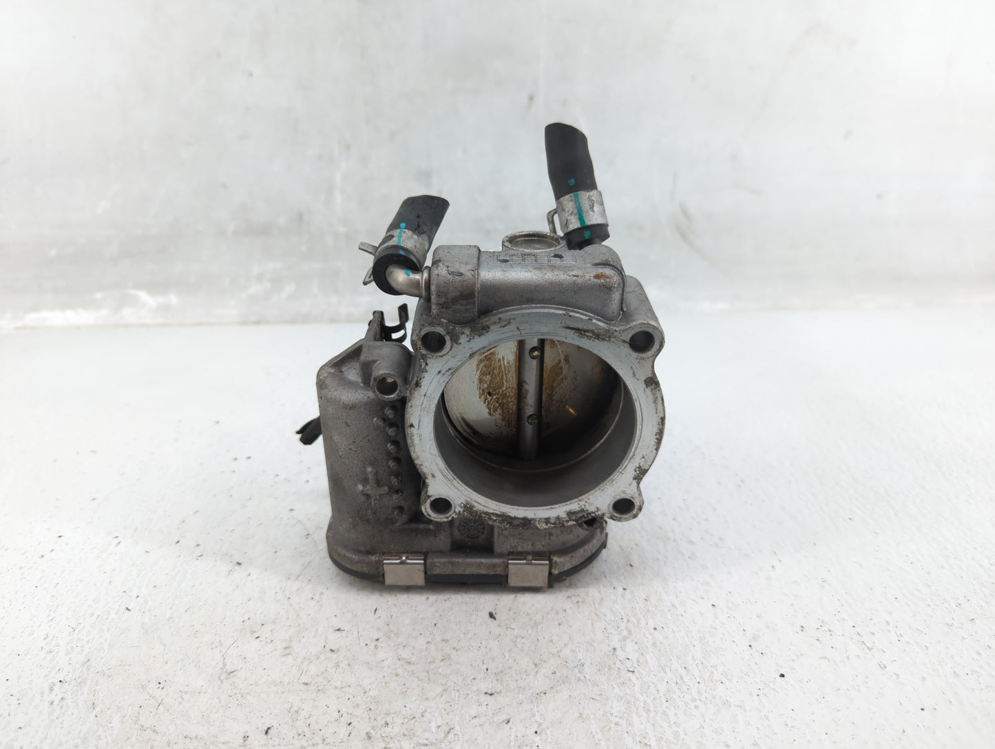 2016-2020 Kia Sorento Throttle Body P/N:35100-2G600 Fits Fits 2015 2016 2017 2018 2019 2020 2021 OEM Used Auto Parts - Oemus