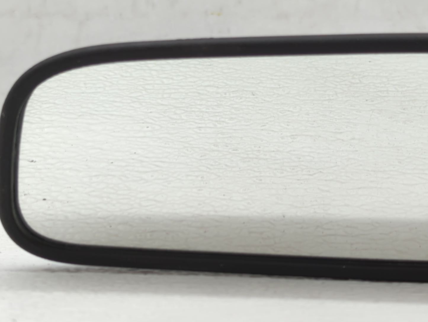 2016-2020 Kia Sorento Interior Rear View Mirror Replacement OEM P/N:E4012143 Fits OEM Used Auto Parts - Oemusedautoparts1.co
