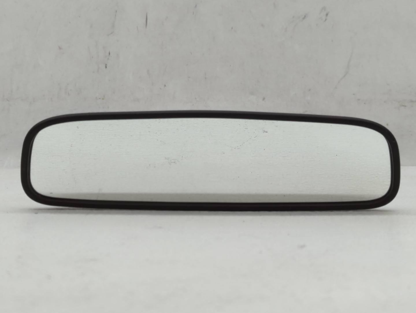 2016-2020 Kia Sorento Interior Rear View Mirror Replacement OEM P/N:E4012143 Fits OEM Used Auto Parts - Oemusedautoparts1.co