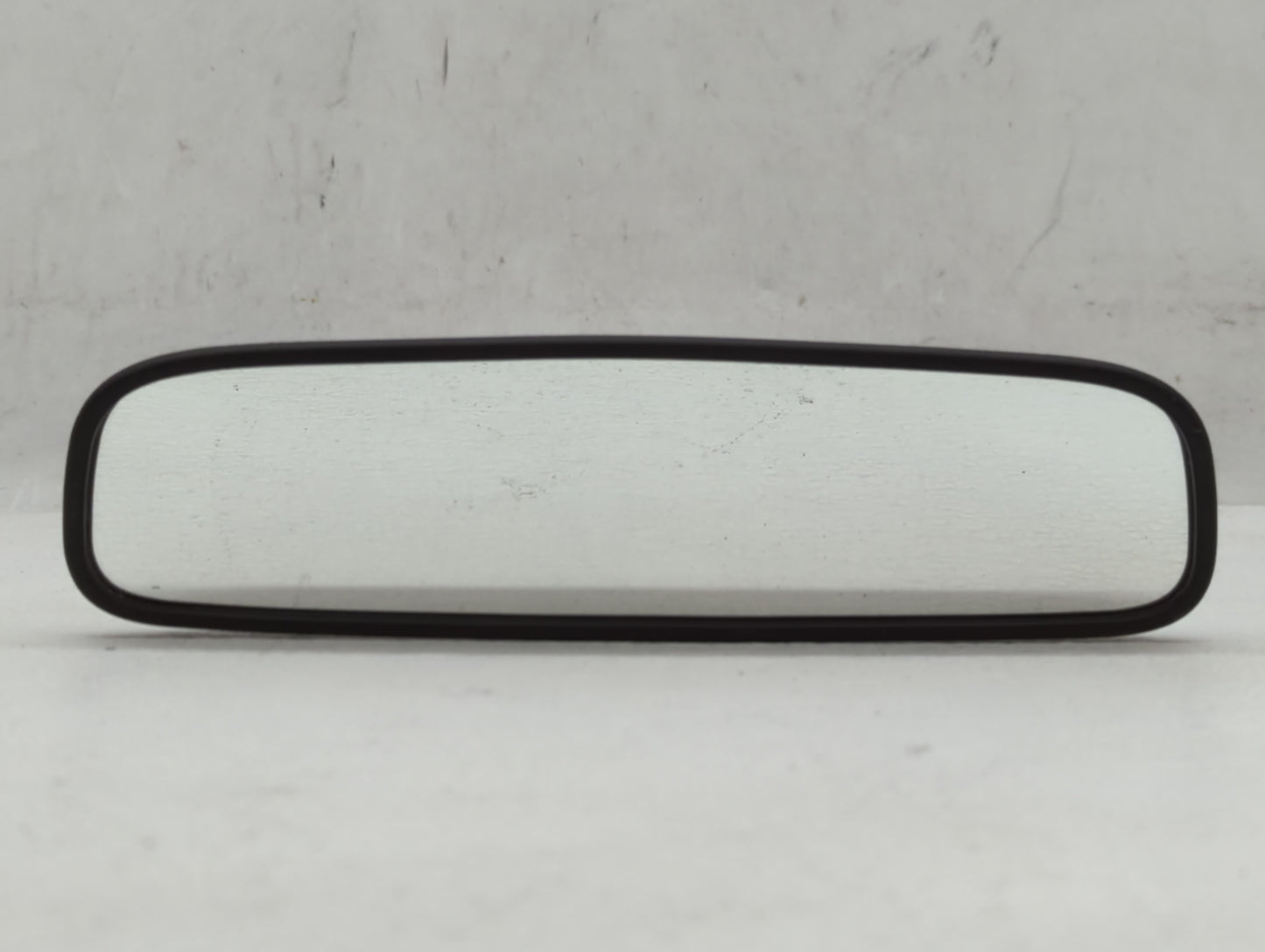 2016-2020 Kia Sorento Interior Rear View Mirror Replacement OEM P/N:E4012143 Fits OEM Used Auto Parts - Oemusedautoparts1.co
