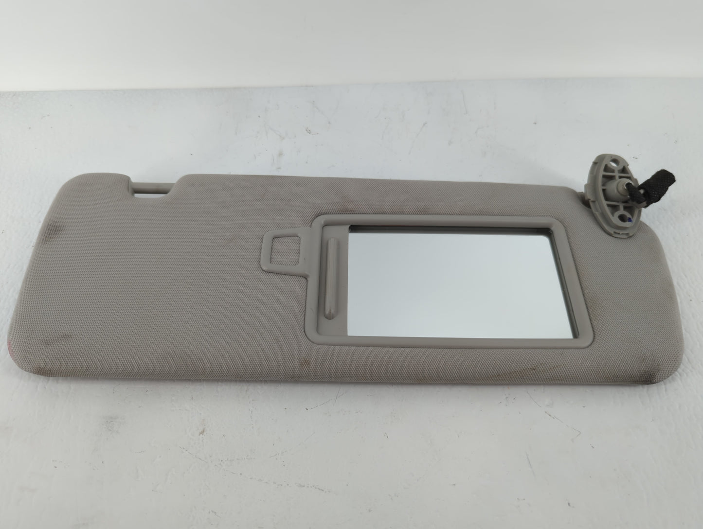 2016-2020 Kia Sorento Sun Visor Shade Replacement Passenger Right Mirror Fits Fits 2016 2017 2018 2019 2020 OEM Used Auto Pa
