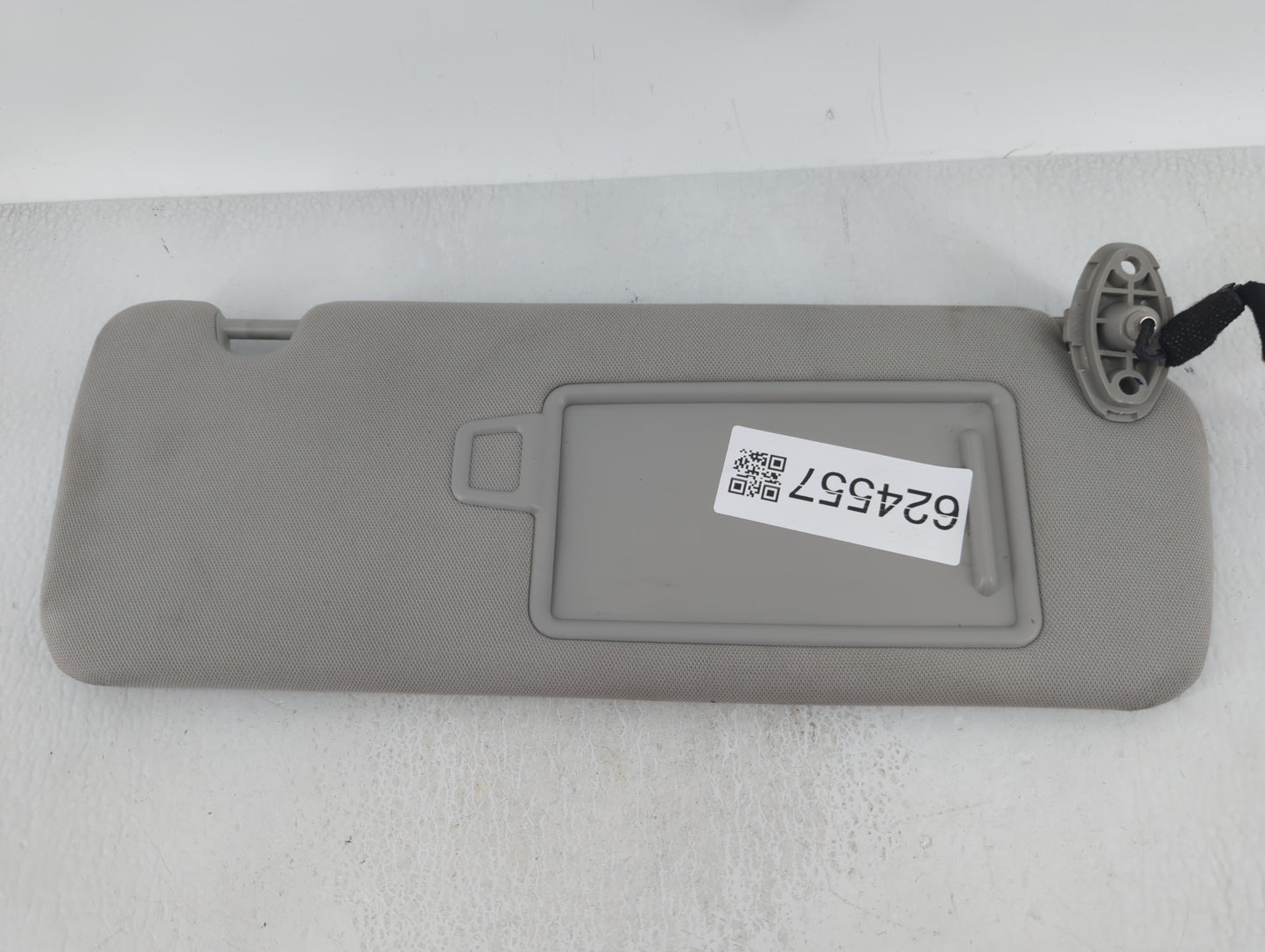2016-2020 Kia Sorento Sun Visor Shade Replacement Passenger Right Mirror Fits Fits 2016 2017 2018 2019 2020 OEM Used Auto Pa