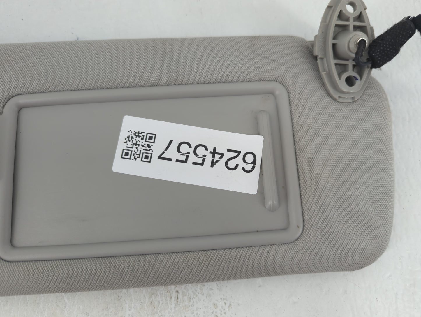 2016-2020 Kia Sorento Sun Visor Shade Replacement Passenger Right Mirror Fits Fits 2016 2017 2018 2019 2020 OEM Used Auto Pa