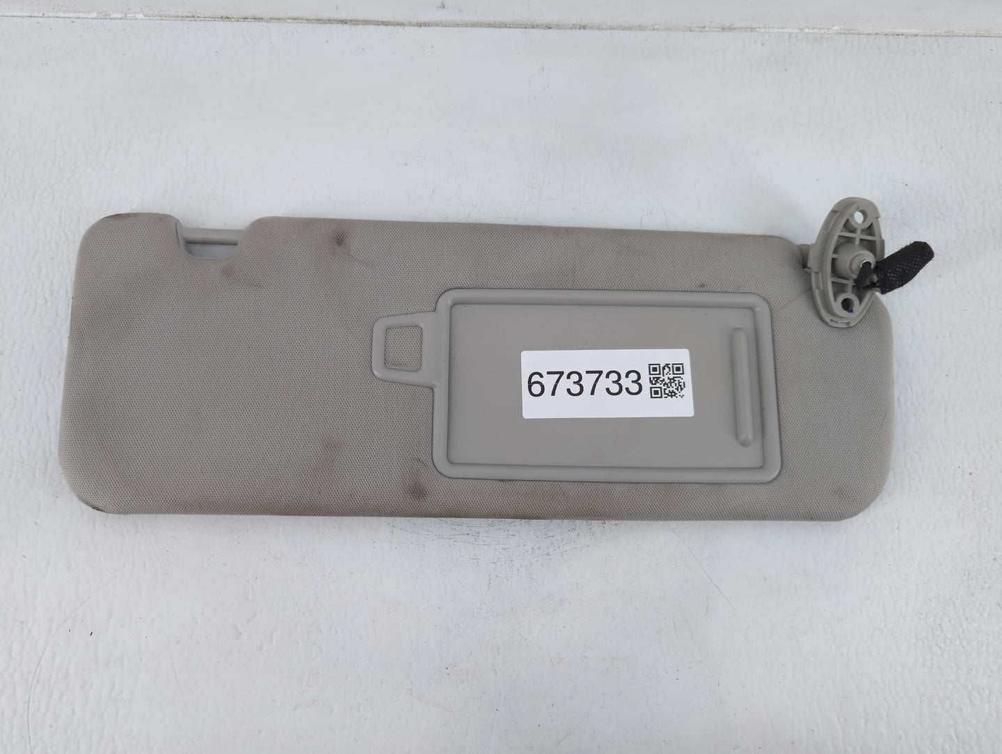 2016-2020 Kia Sorento Sun Visor Shade Replacement Passenger Right Mirror Fits Fits 2016 2017 2018 2019 2020 OEM Used Auto Pa