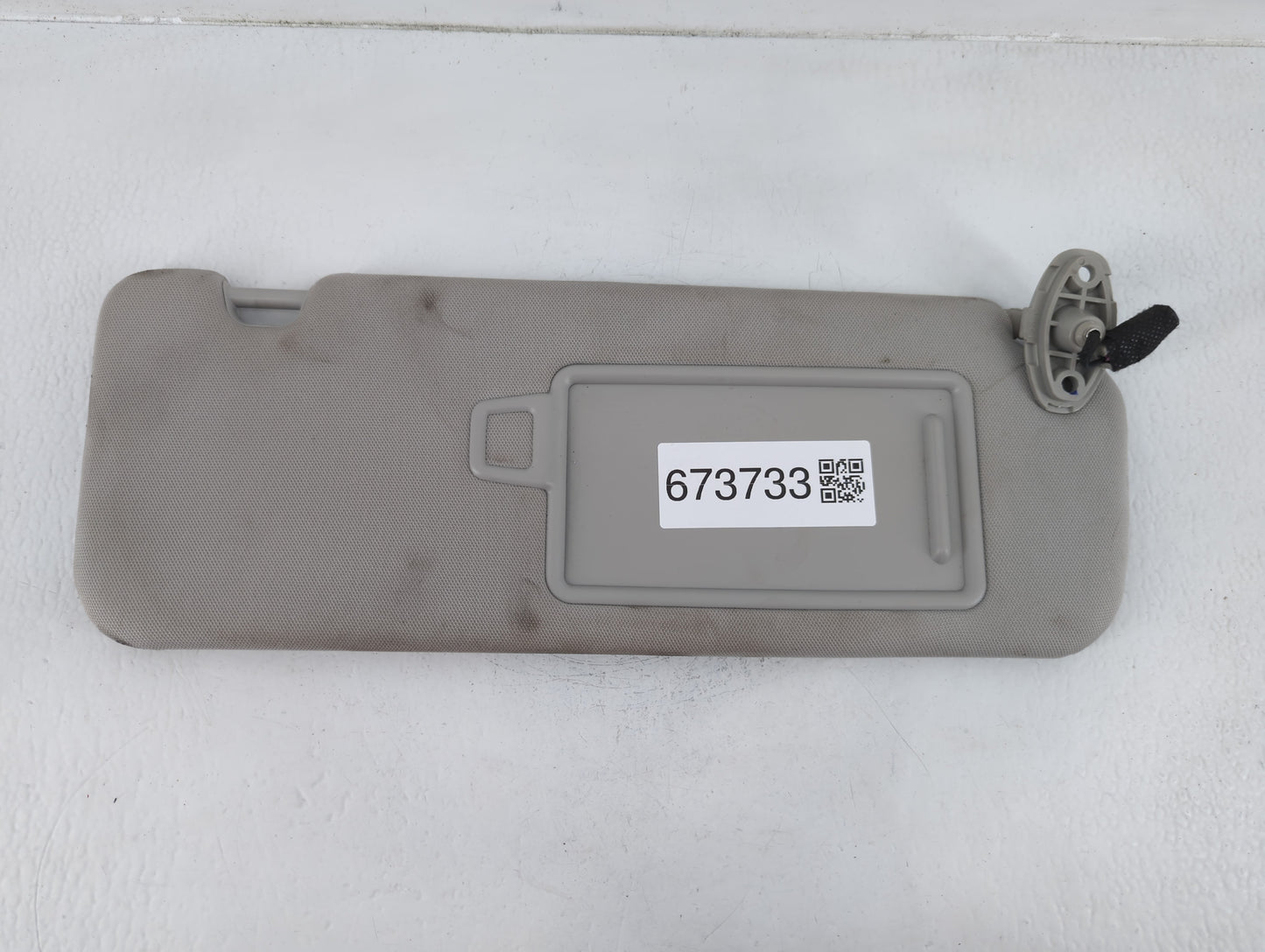 2016-2020 Kia Sorento Sun Visor Shade Replacement Passenger Right Mirror Fits Fits 2016 2017 2018 2019 2020 OEM Used Auto Pa