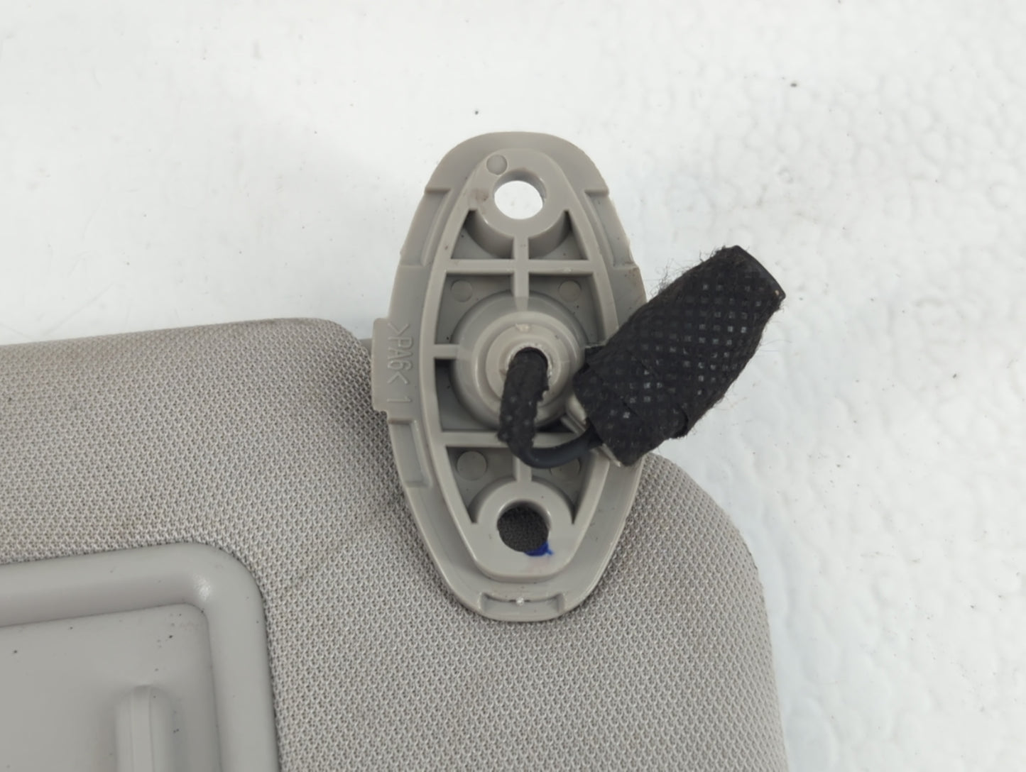 2016-2020 Kia Sorento Sun Visor Shade Replacement Passenger Right Mirror Fits Fits 2016 2017 2018 2019 2020 OEM Used Auto Pa