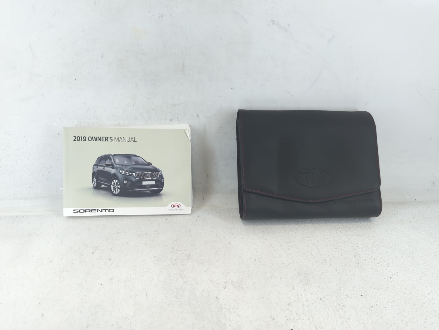 2019 Kia Sorento Owners Manual Book Guide P/N:KXG5-EU8NF OEM Used Auto Parts - Oemusedautoparts1.com