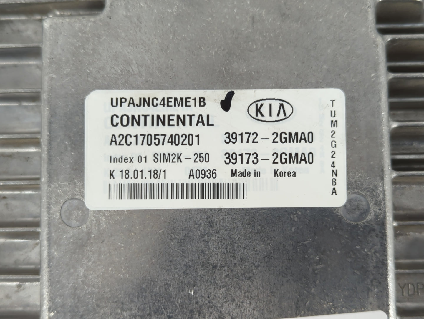 2019-2020 Kia Sorento PCM Engine Control Computer ECU ECM PCU OEM P/N:39173-2GMA0 39172-2GMA0 Fits Fits 2019 2020 OEM Used A