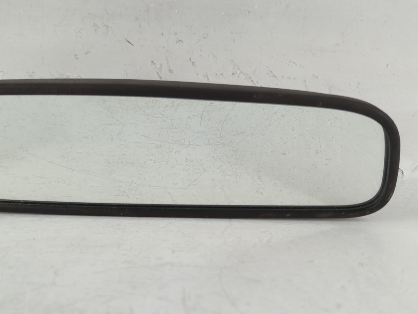 2016-2020 Kia Sorento Interior Rear View Mirror Replacement OEM P/N:IE4012143 Fits OEM Used Auto Parts - Oemusedautoparts1.c