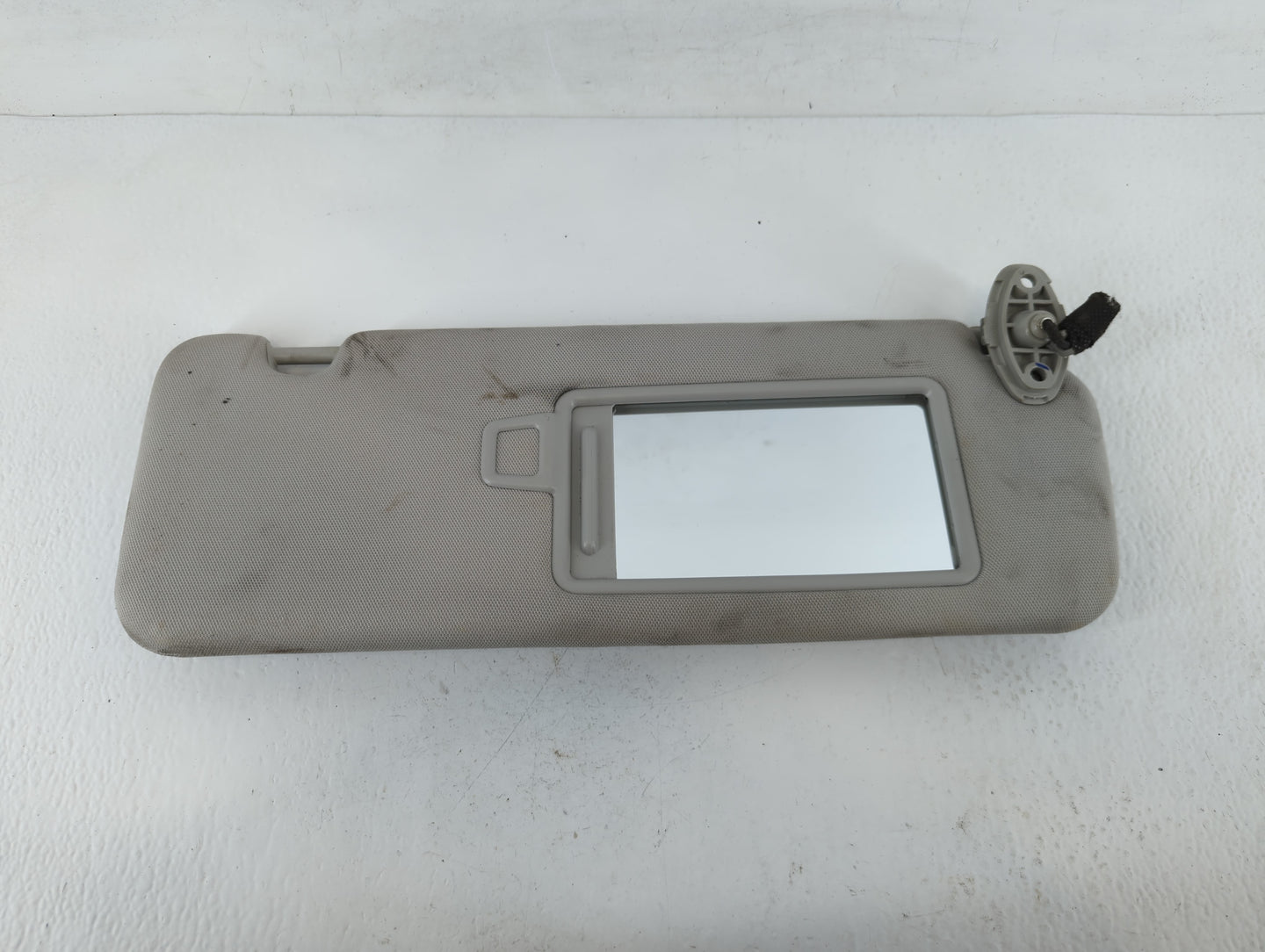 2016-2020 Kia Sorento Sun Visor Shade Replacement Passenger Right Mirror Fits Fits 2016 2017 2018 2019 2020 OEM Used Auto Pa