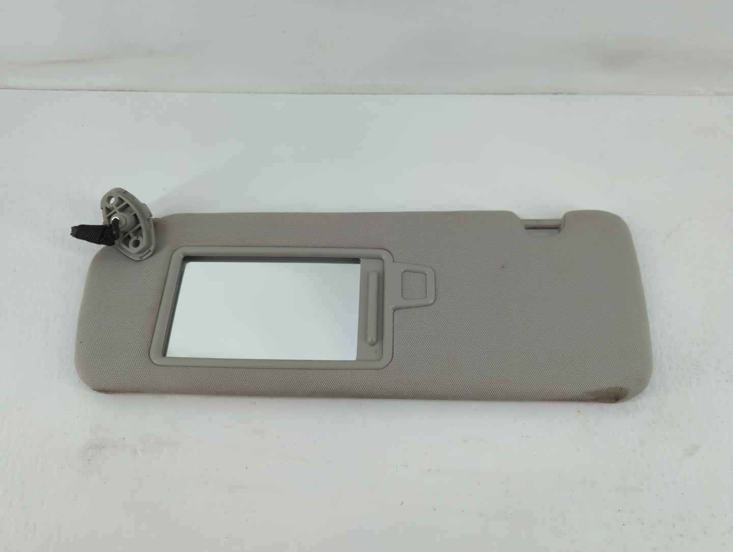 2016-2020 Kia Sorento Sun Visor Shade Replacement Driver Left Mirror Fits Fits 2016 2017 2018 2019 2020 OEM Used Auto Parts 