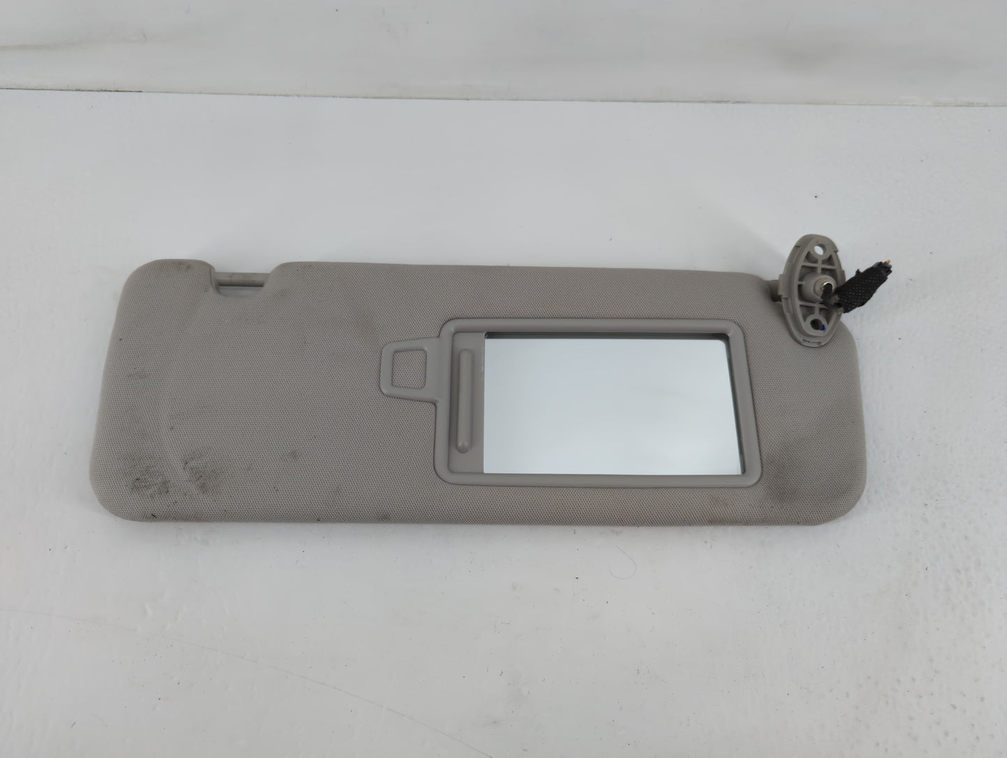 2016-2020 Kia Sorento Sun Visor Shade Replacement Passenger Right Mirror Fits Fits 2016 2017 2018 2019 2020 OEM Used Auto Pa