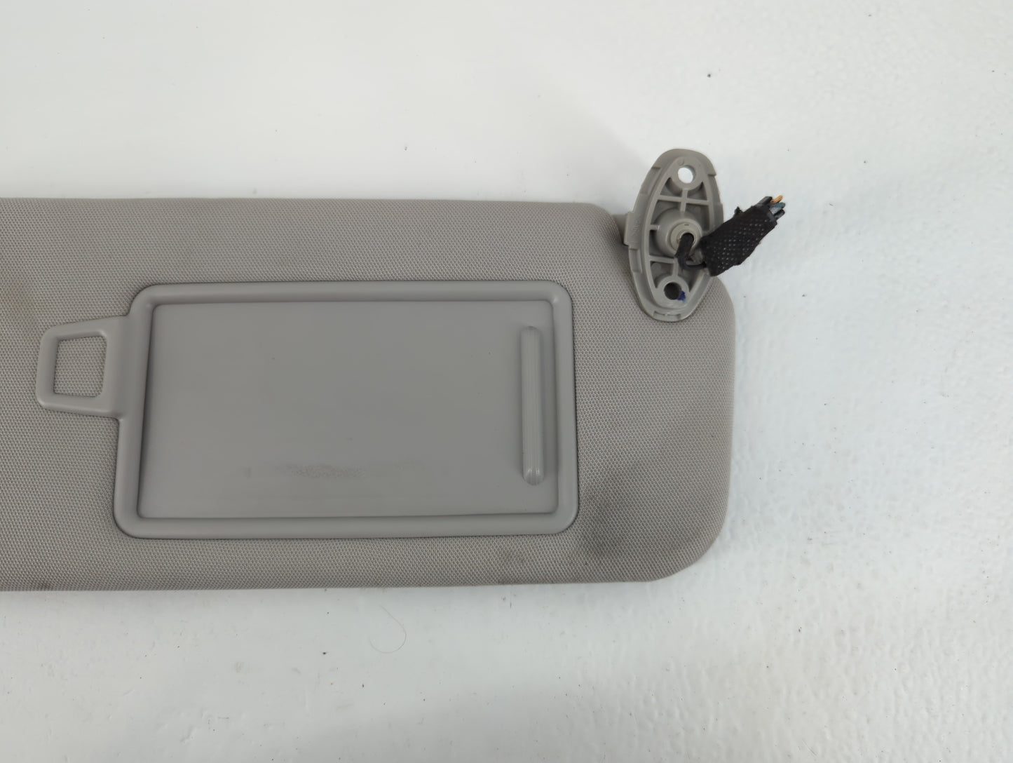 2016-2020 Kia Sorento Sun Visor Shade Replacement Passenger Right Mirror Fits Fits 2016 2017 2018 2019 2020 OEM Used Auto Pa