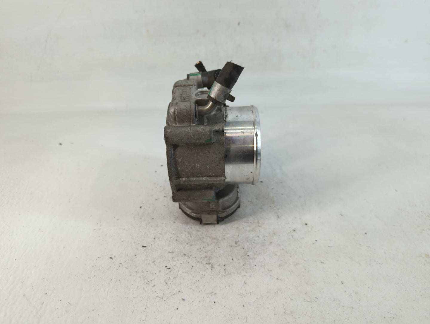 2016-2020 Kia Sorento Throttle Body P/N:35100-2G600 Fits Fits 2015 2016 2017 2018 2019 2020 2021 OEM Used Auto Parts - Oemus