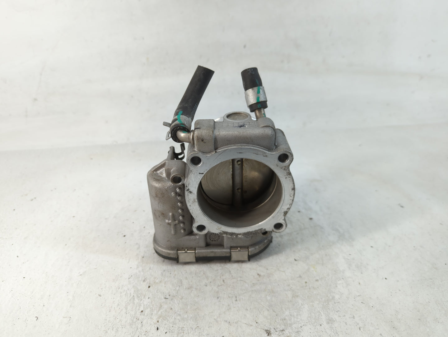 2016-2020 Kia Sorento Throttle Body P/N:35100-2G600 Fits Fits 2015 2016 2017 2018 2019 2020 2021 OEM Used Auto Parts - Oemus