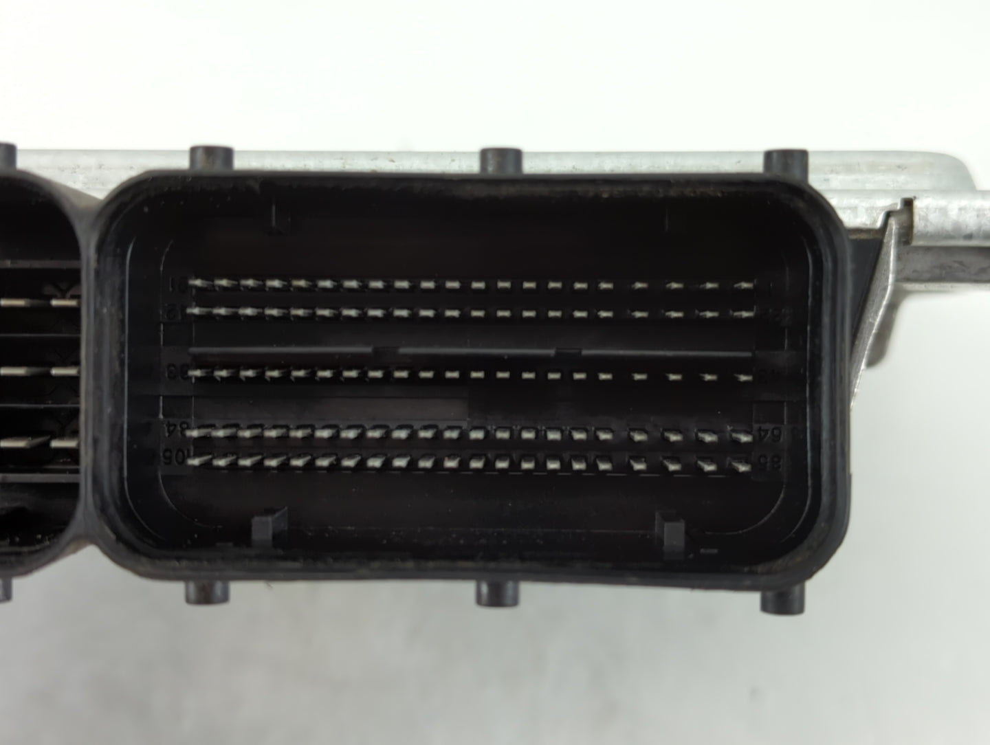 2019-2020 Kia Sorento PCM Engine Control Computer ECU ECM PCU OEM P/N:A3C0143460001 39199-2G051 Fits Fits 2019 2020 OEM Used