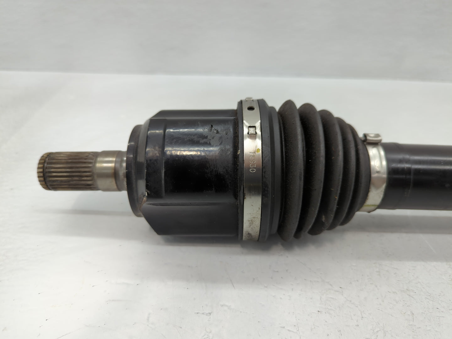 2019-2020 Kia Sorento Axle Shaft Front Passenger Cv C/v - Oemusedautoparts1.com