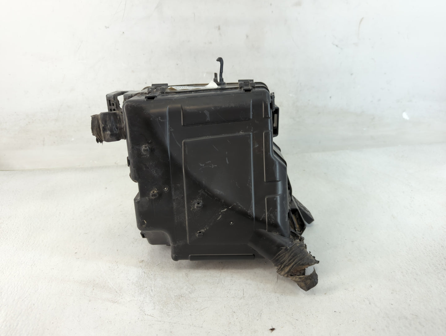 2019-2020 Kia Sorento Fusebox Fuse Box Panel Relay Module P/N:VS91250C6050UB Fits Fits 2019 2020 OEM Used Auto Parts - Oemus