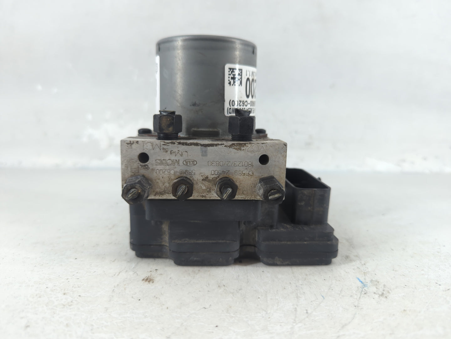 2019-2020 Kia Sorento ABS Pump Control Module Replacement P/N:58910-C6200 C5689-24500 Fits Fits 2019 2020 OEM Used Auto Part