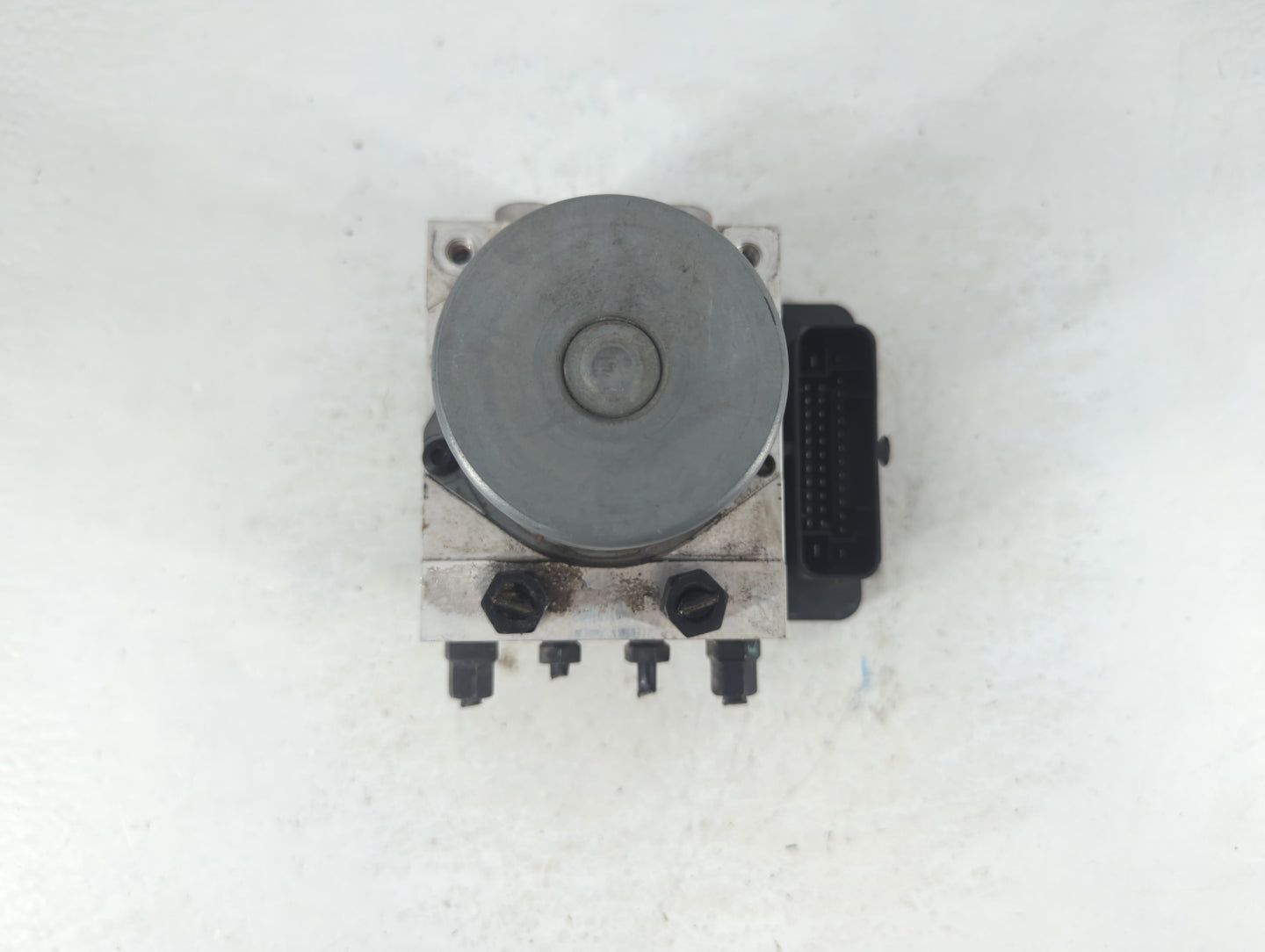 2019-2020 Kia Sorento ABS Pump Control Module Replacement P/N:58910-C6200 C5689-24500 Fits Fits 2019 2020 OEM Used Auto Part