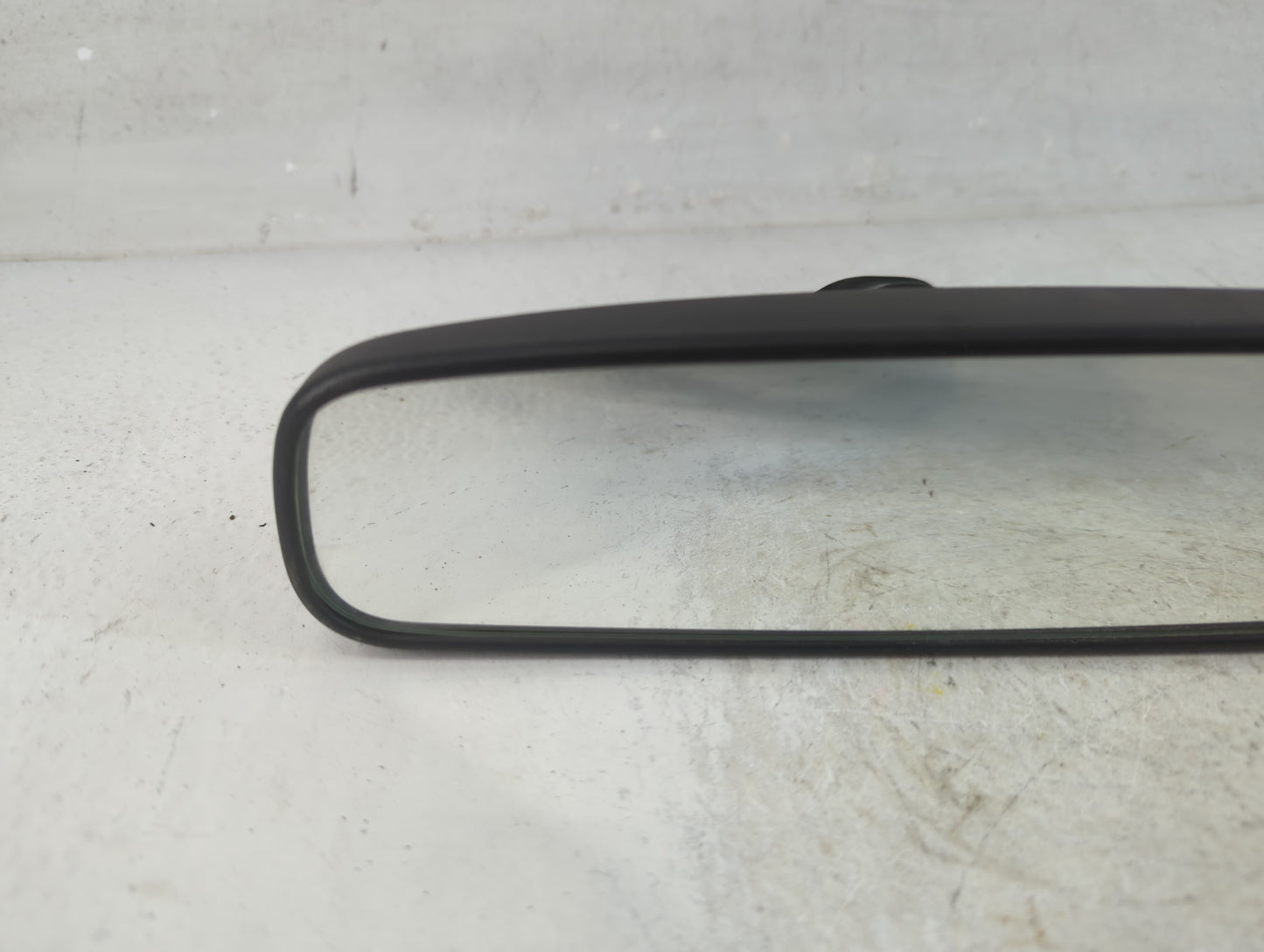 2016-2020 Kia Sorento Interior Rear View Mirror Replacement OEM P/N:E13010837 Fits OEM Used Auto Parts - Oemusedautoparts1.c