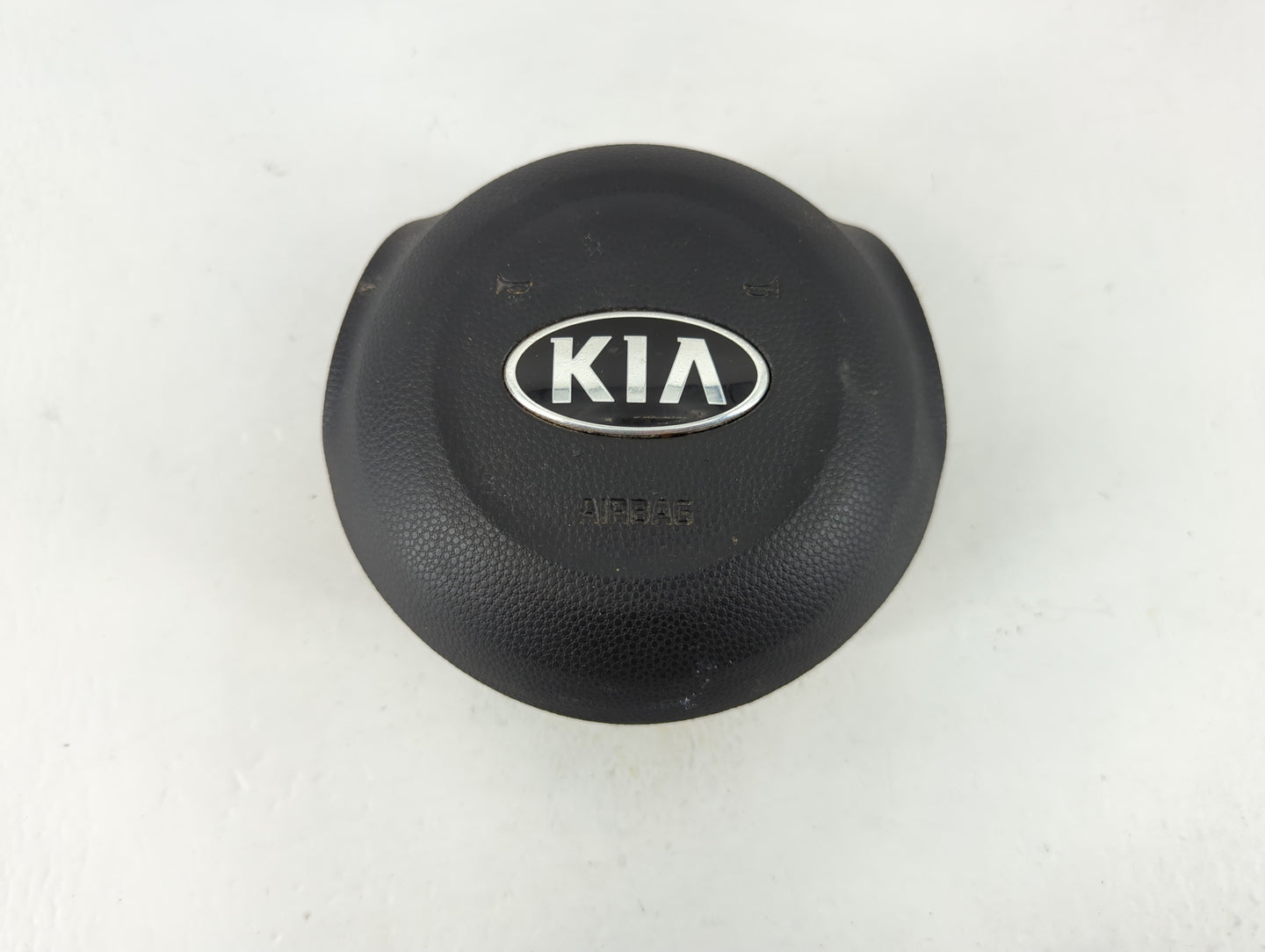 2017-2019 Kia Soul Air Bag Driver Left Steering Wheel Mounted Fits Fits 2017 2018 2019 OEM Used Auto Parts - Oemusedautopart