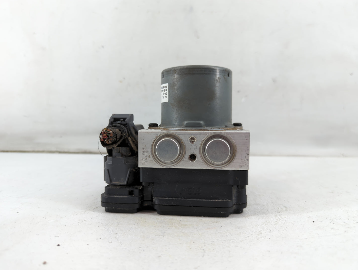 2017-2019 Kia Soul ABS Pump Control Module Replacement P/N:58920-B2120 Fits Fits 2017 2018 2019 OEM Used Auto Parts - Oemuse