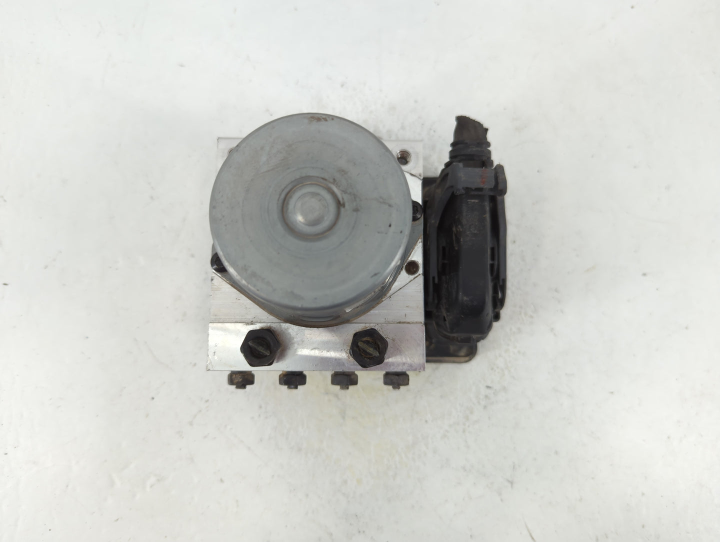2017-2019 Kia Soul ABS Pump Control Module Replacement P/N:58900-B2120 Fits Fits 2017 2018 2019 OEM Used Auto Parts - Oemuse