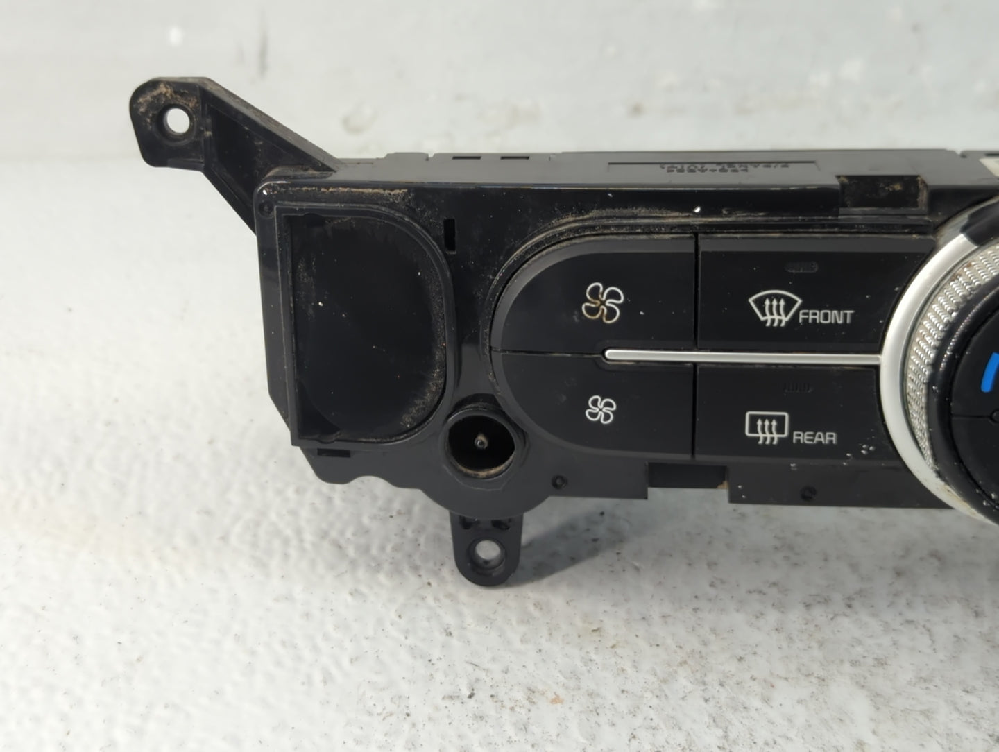 2017-2019 Kia Soul Climate Control Module Temperature AC/Heater Replacement P/N:97250-B2GQ1CA Fits Fits 2017 2018 2019 OEM U