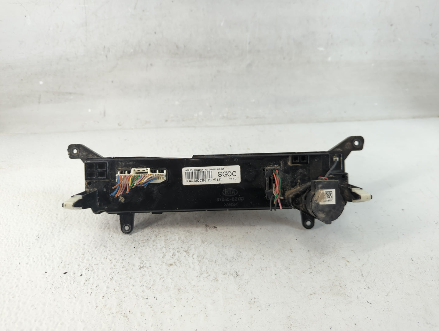 2017-2019 Kia Soul Climate Control Module Temperature AC/Heater Replacement P/N:97250-B2GQ1CA Fits Fits 2017 2018 2019 OEM U