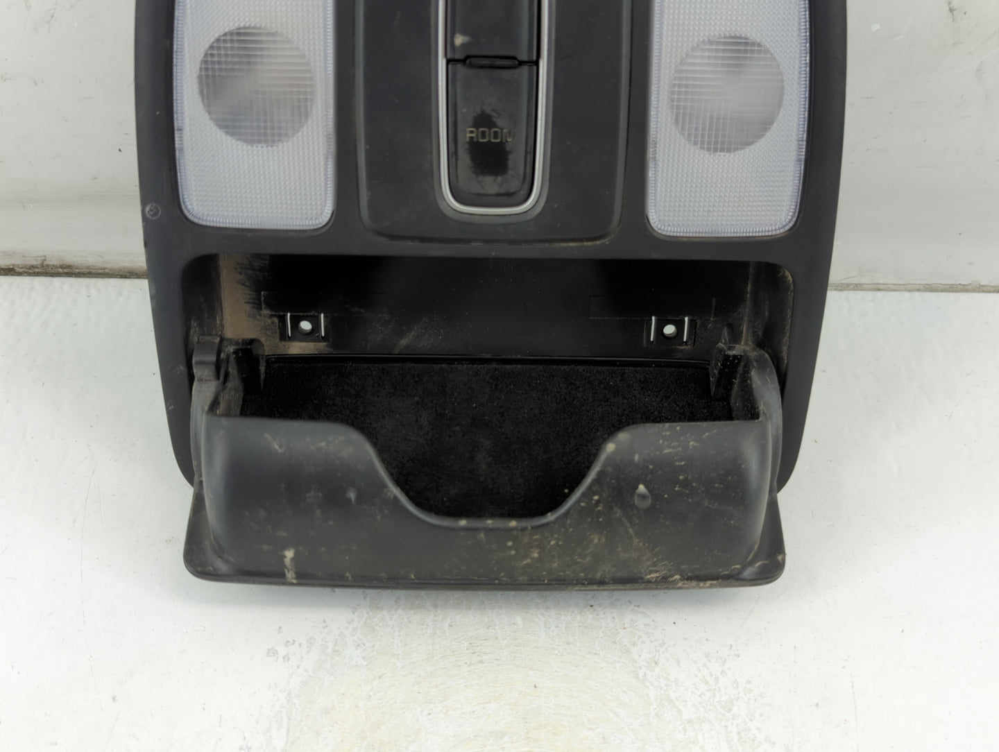 2014-2019 Kia Soul Overhead Roof Console 1047684 - Oemusedautoparts1.com