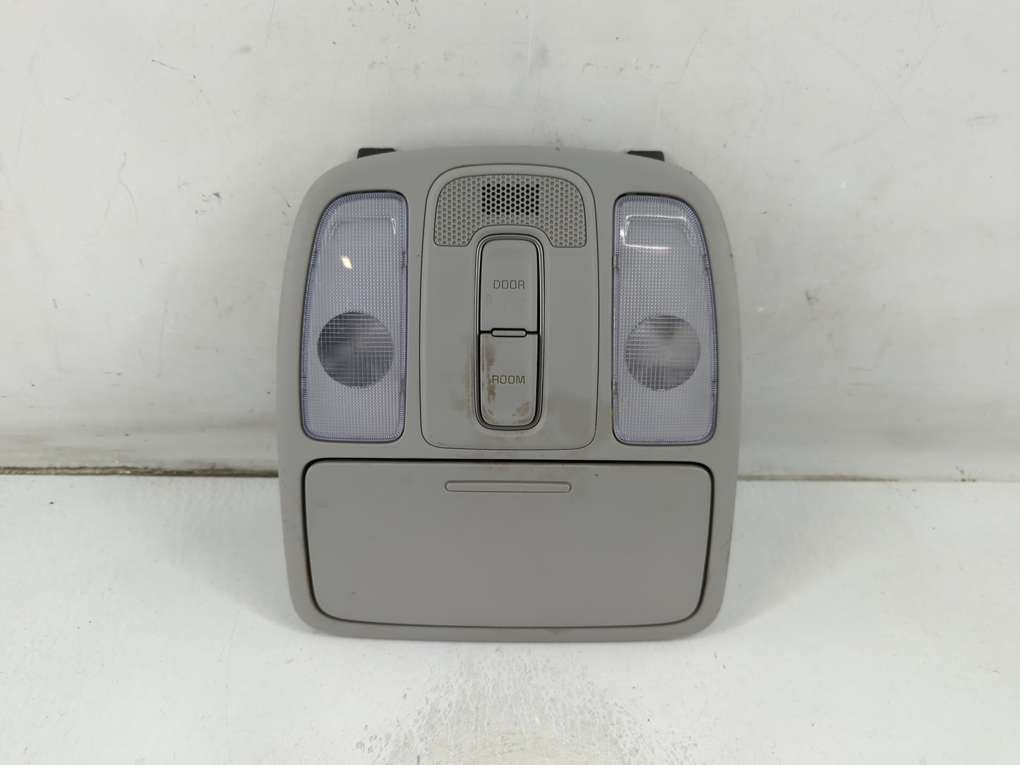 2014-2019 Kia Soul Overhead Roof Console 1047689 - Oemusedautoparts1.com