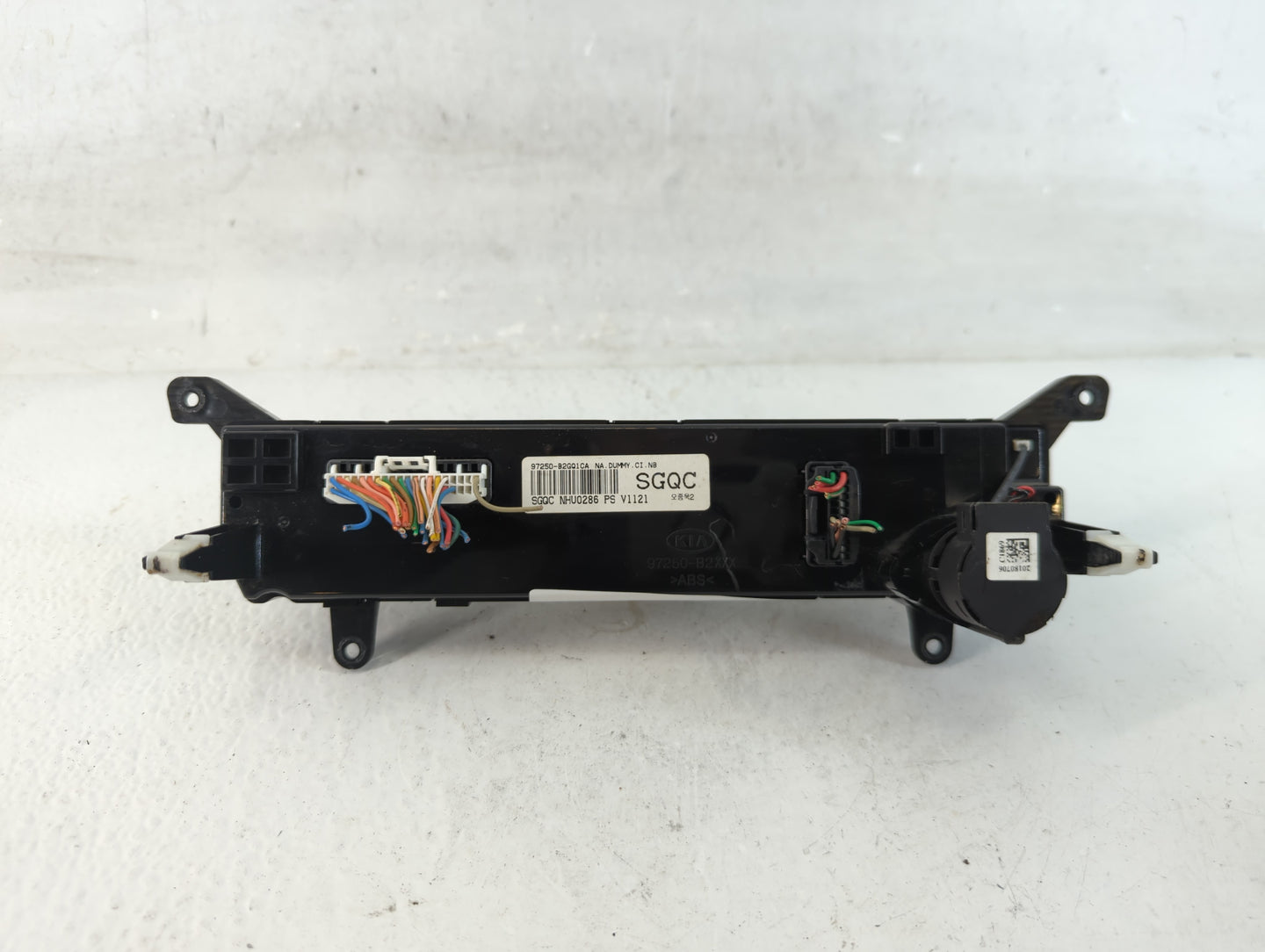 2017-2019 Kia Soul Climate Control Module Temperature AC/Heater Replacement P/N:97250-B2GQ1CA Fits Fits 2017 2018 2019 OEM U